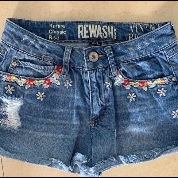 Jean shorts - Picture 3 of 3